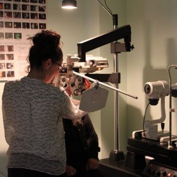 instal·lacions òptica manresa